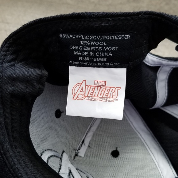 Sold  Avengers hat - Picture 4 of 4